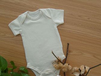 This romper is made by naturally colored cotton interlcok