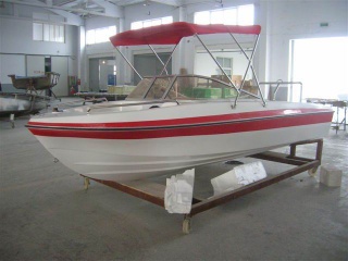 4.8m speed boat