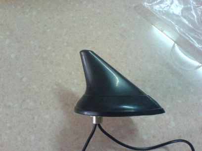 shark fin antenna