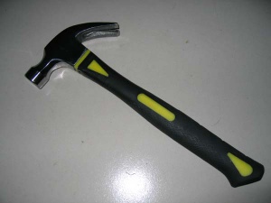 British type claw hammer with fiber glass handle  - jinfutools 