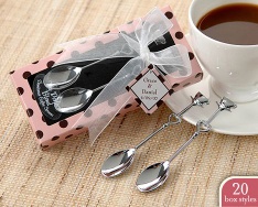 spoon lovers for Valentines Day - couple spoon