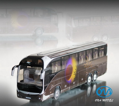 1:42 diecast tour bus model