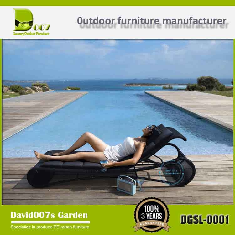 outdoor furniture sun lounger