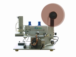 Semi automatic flat box top labeling machine