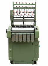 High-speed knitting machine/needle loom