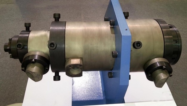 triple-layer co-extrusion crosshead