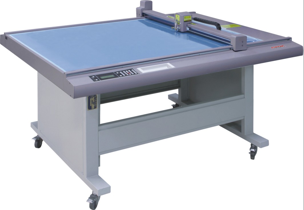 Electronic material cutting machine