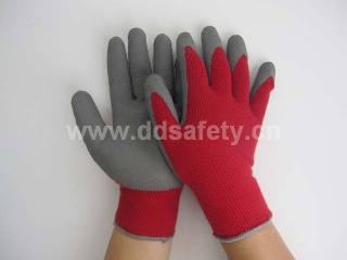 Knitted with latex glove