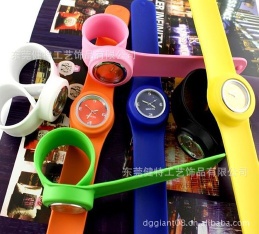 silicone bracelets digital watch - MEIYIDA1