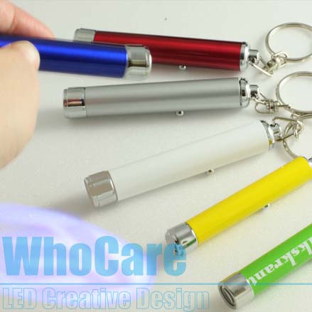 LED keychain can be used for lighting and advertisment