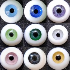 doll eye - paperweight glass eyes